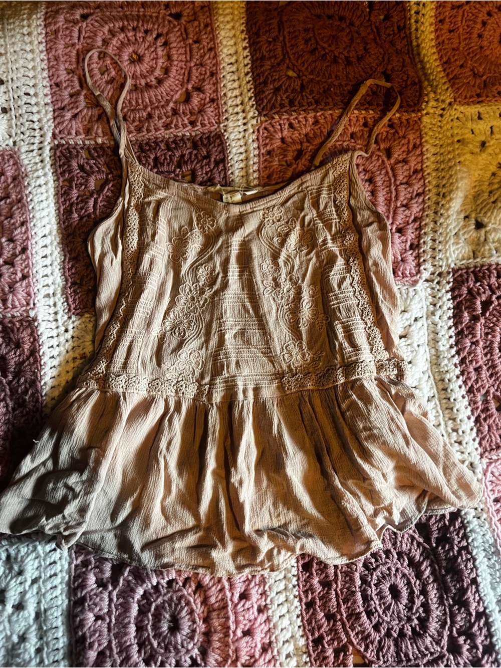 Forever 21 Light Pink Embroidered Camisole Tank